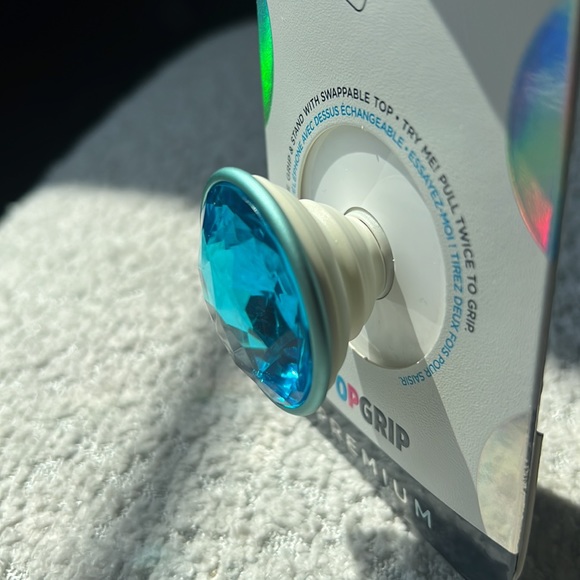 PopSocket 🩵 - Picture 5 of 5